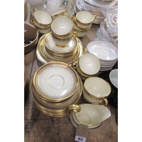63 - QUANTITY OF GROSVENOR CHINA