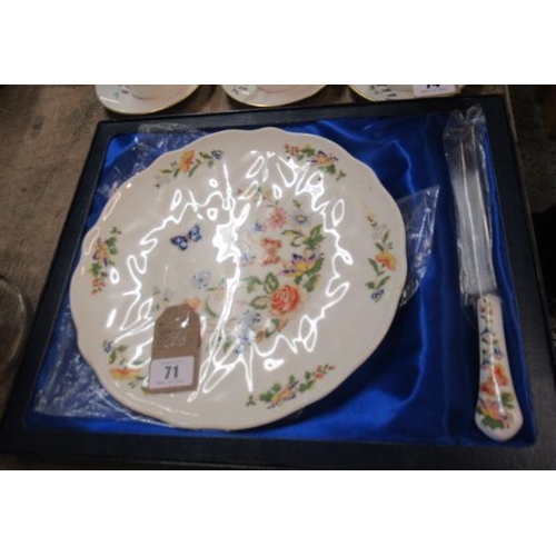 71 - BOXED AYNSLEY CAKE PLATE AND KNIFE