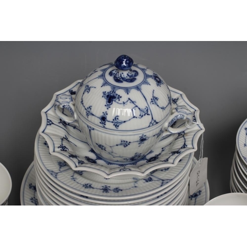 25 - A ROYAL COPENHAGEN PORCELAIN PART TEA SERVICE painted in underglaze blue with the Onion pattern, com... 