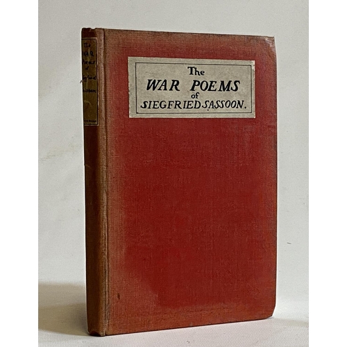 310 - THE WAR POEMS OF SIEGFRIED SASSOON, 1919, William Heinemann 1st edition. Faded spine, spotting to pr... 