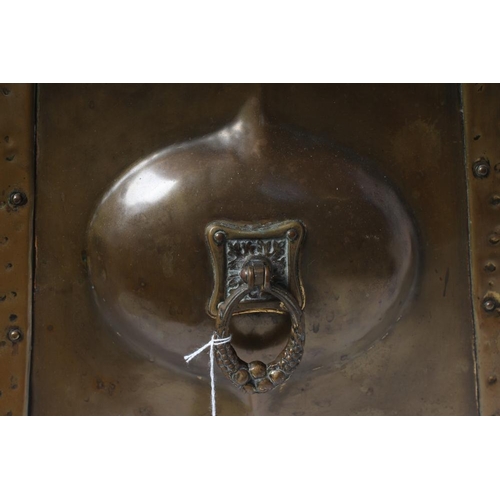 402 - AN ARTS AND CRAFTS STYLE BRASS COAL BOX, c.1900, of square tapering form with loop carrying handles ... 