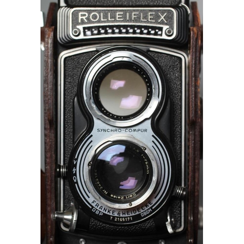 432 - A ROLLEIFLEX SYNCHRO-COMPUR CAMERA, Franke & Heidecke, with Carl Zeiss Nr3482184 Tessar 1:3,5 f=75mm... 