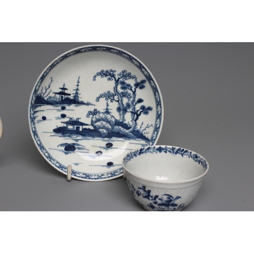 45 - A FIRST PERIOD WORCESTER PORCELAIN TEA BOWL, c.1760, the feather moulded bowl painted with the Flora... 