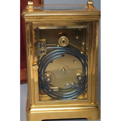 783 - A BRASS CARRIAGE CLOCK, early 20th century, the twin barrel movement with platform escapemant striki... 