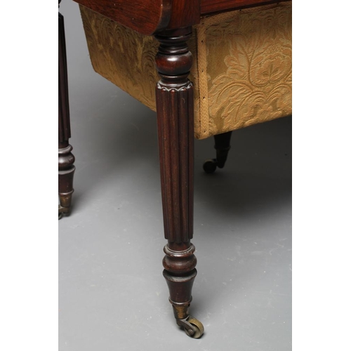 840 - A WILLIAM IV ROSEWOOD WORK TABLE, in the manner of Gillows, early 19th century, the rounded oblong t... 