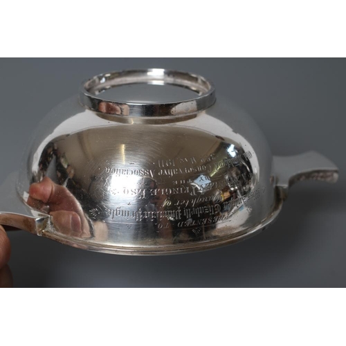 125 - AN EDWARDIAN SILVER PORRINGER, maker Martin, Hall & Co., Sheffield 1910, of circular form with two s... 