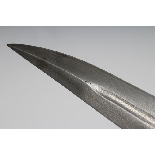 479 - A MUGHAL TYPE DAGGER, the 10 1/8