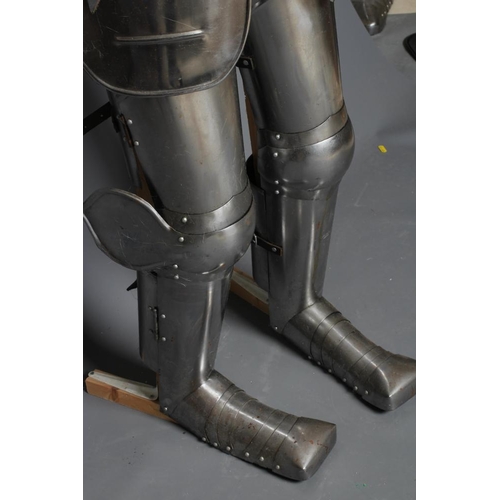 486 - A FULL SUIT OF FIELD ARMOUR, 20th century, comprising helmet with hinged visor, two piece chest plat... 