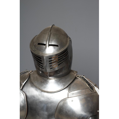 487 - A FULL SUIT OF FIELD ARMOUR, 20th century, comprising helmet with hinged visor, two piece chest plat... 