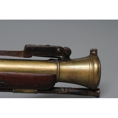 498 - A FLINTLOCK BLUNDERBUSS, the 14