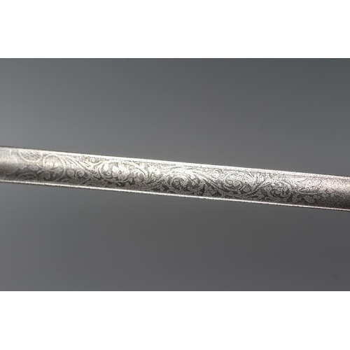 526 - A RARE FRENCH DIPLOMATIC COURT SWORD, c.1800, the 32