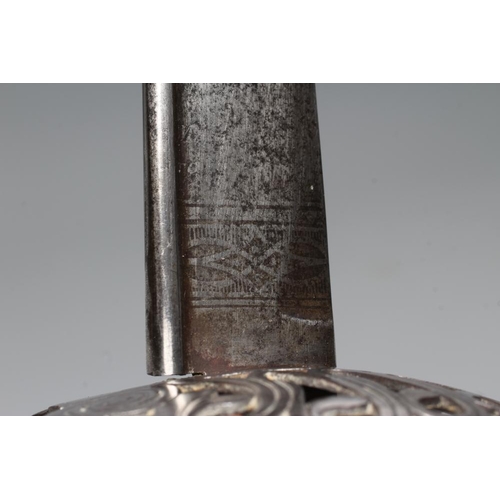 551 - A BRITISH 1821 PATTERN HEAVY CAVALRY OFFICER'S SWORD, the 36