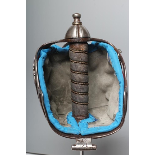 560 - AN 1828 PATTERN HIGHLAND INFANTRY OFFICER'S BROADSWORD for the 71st Highland Light Infantry, with 29... 