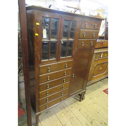 972 - MAHOGANY CUPBOARD WITH DRAWERS