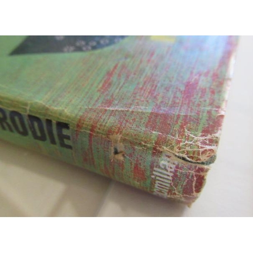 300 - THE PRIME OF MISS JEAN BRODIE, Muriel Spark, 1961, Macmillan, 1st edition WITH The Girl of Slender M... 