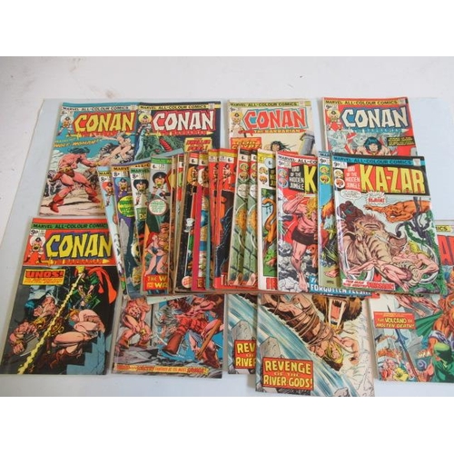 215 - 32 Marvel comics, comprising Conan The Barbarian no. 18 x2, 19, 20, 21, 22 x2, 23 x2, 24, 29, 30, 33... 