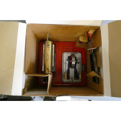 330 - Mamod SP5 stationary steam engine, boxed in good used condition (Est. plus 24% premium inc. VAT)