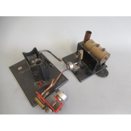 346 - Small oscillating steam engine, spirit fire single cylinder and further additional parts, F (Est. pl... 