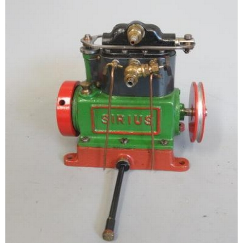 358 - Stuart Sirius high speed steam engine finished in red/green, G (Est. plus 24% premium inc. VAT)