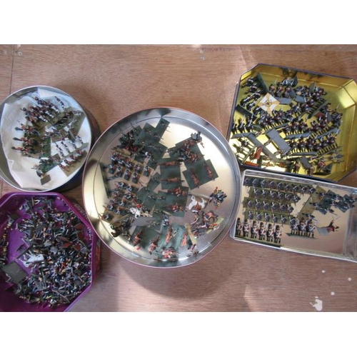 471 - A large quantity of 30mm Napoleonic war gaming figures, all items painted, some assembled in rows, G... 