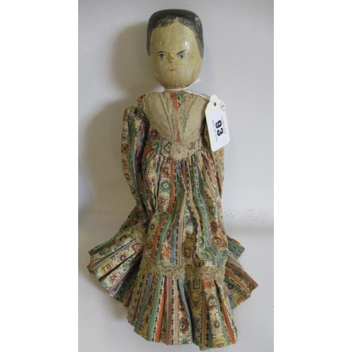 93 - Three Victorian peg dolls, comprisiong one 11 1/4