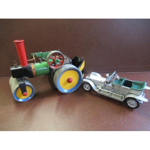 25 - VINTAGE STEAM ROLLER AND ROLLS ROYCE MODEL