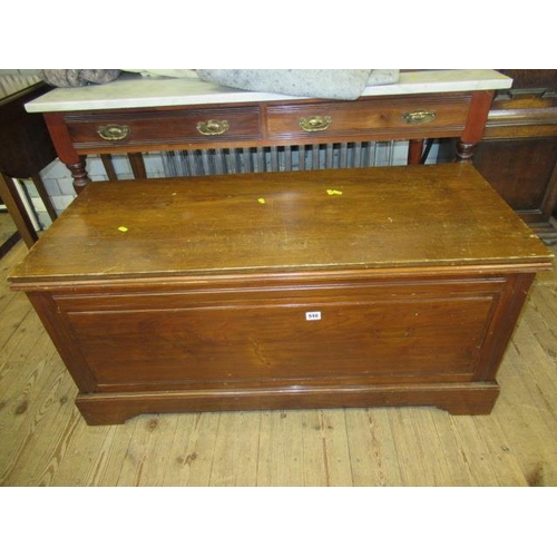 940 - BLANKET BOX