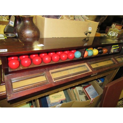 424 - MAHOGANY CASED SET OF SNOOKER BALLS AND CHALK ETC