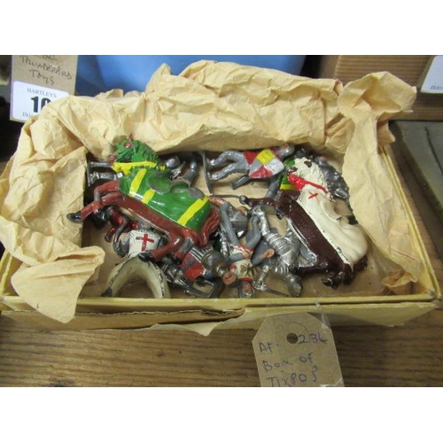 9 - BOX OF LEAD TOY SOLDIERS