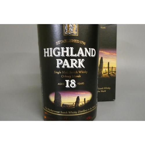 153 - 1 bottle Highland Park 18 year old Orkney single malt whisky, 43%, boxed (Est. plus 24% premium inc.... 