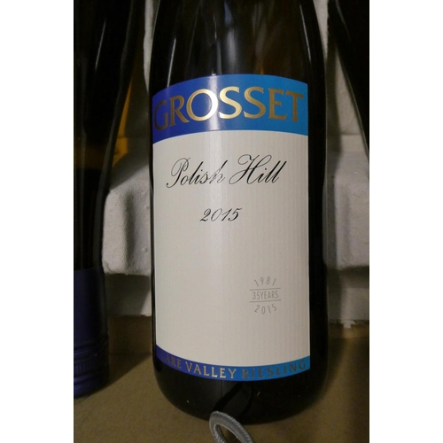 213 - 6 bottles Polish Hill, 2015, Grosset, Clare Valley Riesling, OC (Est. plus 24% premium inc. VAT)