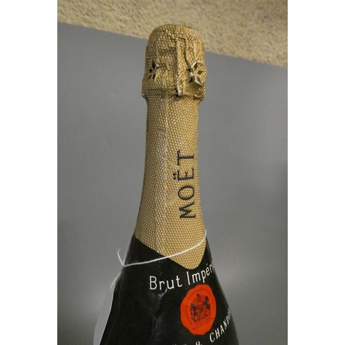 233 - 1 magnum Moet & Chandon brut imperial champagne (Est. plus 24% premium inc. VAT)