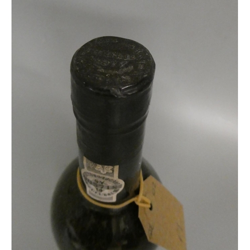 71 - 1 bottle Quarles Harris 1977 vintage port (Est. plus 24% premium inc. VAT)