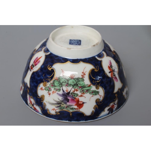 38 - A FIRST PERIOD WORCESTER PORCELAIN COFFEE CUP, c.1765, painted in the James Giles atelier with chino... 