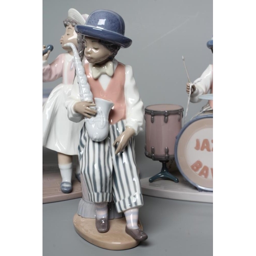 67 - A LLADRO PORCELAIN SIX PIECE JAZZ BAND, modern, comprising drums, saxaphone, clarinet, trumpet, doub... 