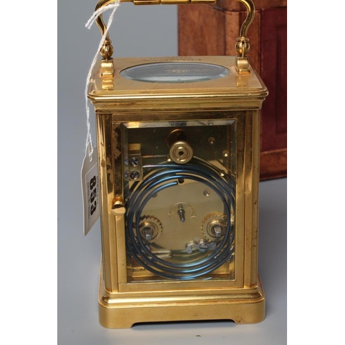 853 - A BRASS CARRIAGE CLOCK, early 20th century, the twin barrel movement with platform escapement striki... 