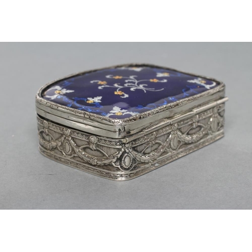 160 - A GERMAN TABLE SNUFF BOX, 19th century, possibly Cologne, of 