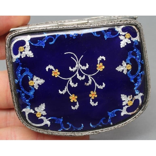 160 - A GERMAN TABLE SNUFF BOX, 19th century, possibly Cologne, of 