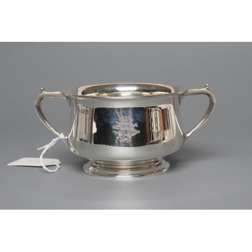 283 - A TWO PIECE SILVER CHRISTENING SET, maker Elkington & Co., Birmingham 1928/29, comprising deep circu... 