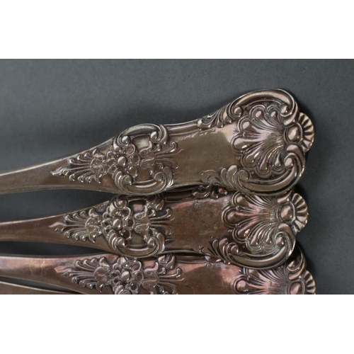 302 - A SET OF SIX VICTORIAN SCOTTISH SILVER TEASPOONS, maker Daniel Robinson & Co., Glasgow 1862, in sing... 