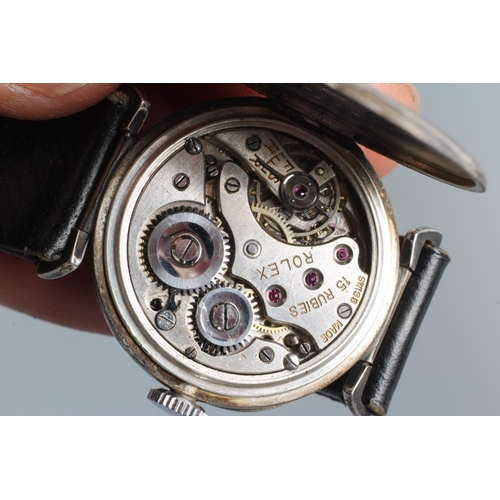 408 - A MID SIZE WRISTWATCH, the matt dial with black Roman numerals to the chapter ring enclosing subsidi... 