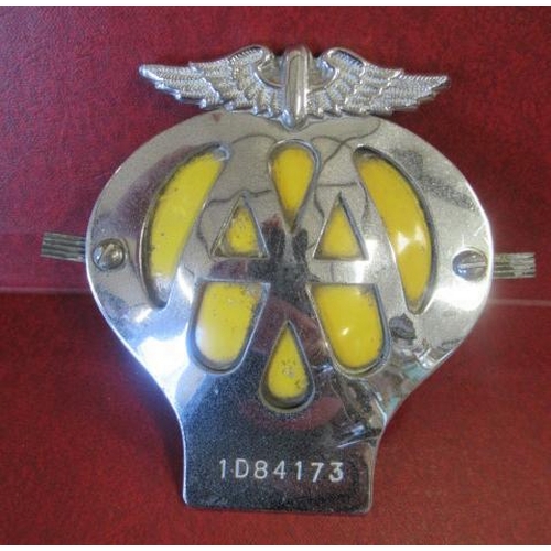 264 - VINTAGE AA CAR BADGE