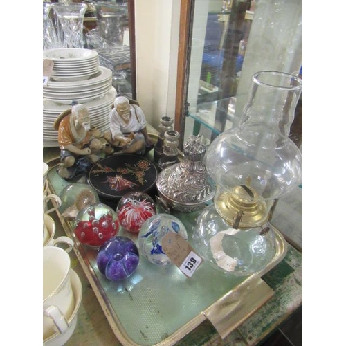 139 - TRAY OF MISCELLANEOUS ITEMS INCLUDING ORIENTAL FIGURES
