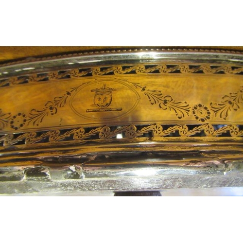 319 - A GEORGE III IRISH SILVER GALLERIED OVAL STAND, maker Christopher Haines, Dublin 1785, the cast and ... 