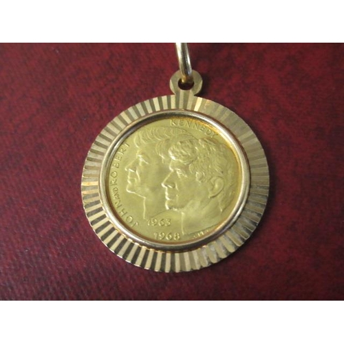 199A - 1968 KENNEDY GOLD TOKEN IN 18CT GOLD MOUNT