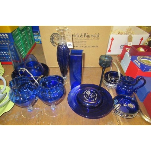 566 - QUANTITY OF BLUE GLASS