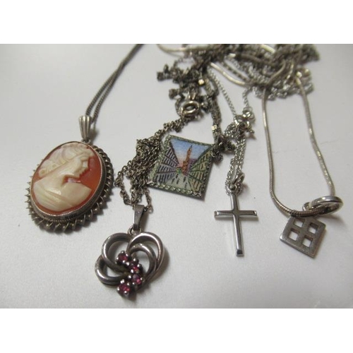 191 - QUANTITY OF SILVER NECKLACES