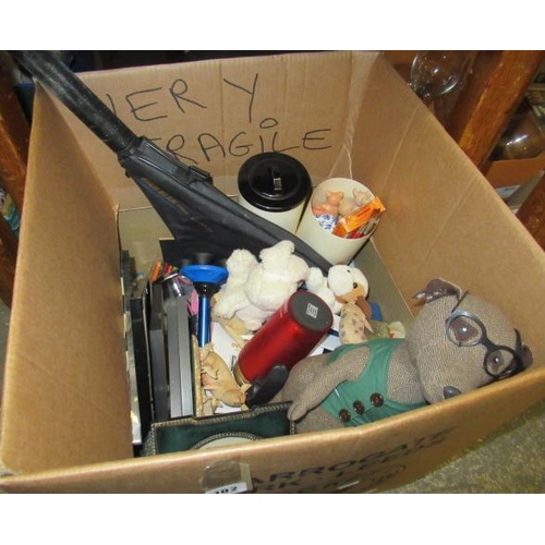 102 - BOX OF MISCELLANEOUS ITEMS