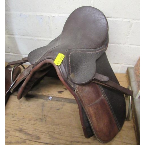 6 - MINIATURE SADDLE