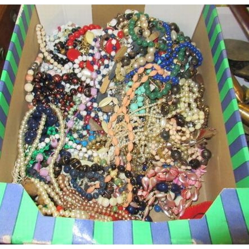 321 - BOX OF COSTUME JEWELLERY